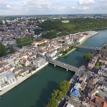 Le Panoramique - Centre-Ville Melun Buitenkant foto